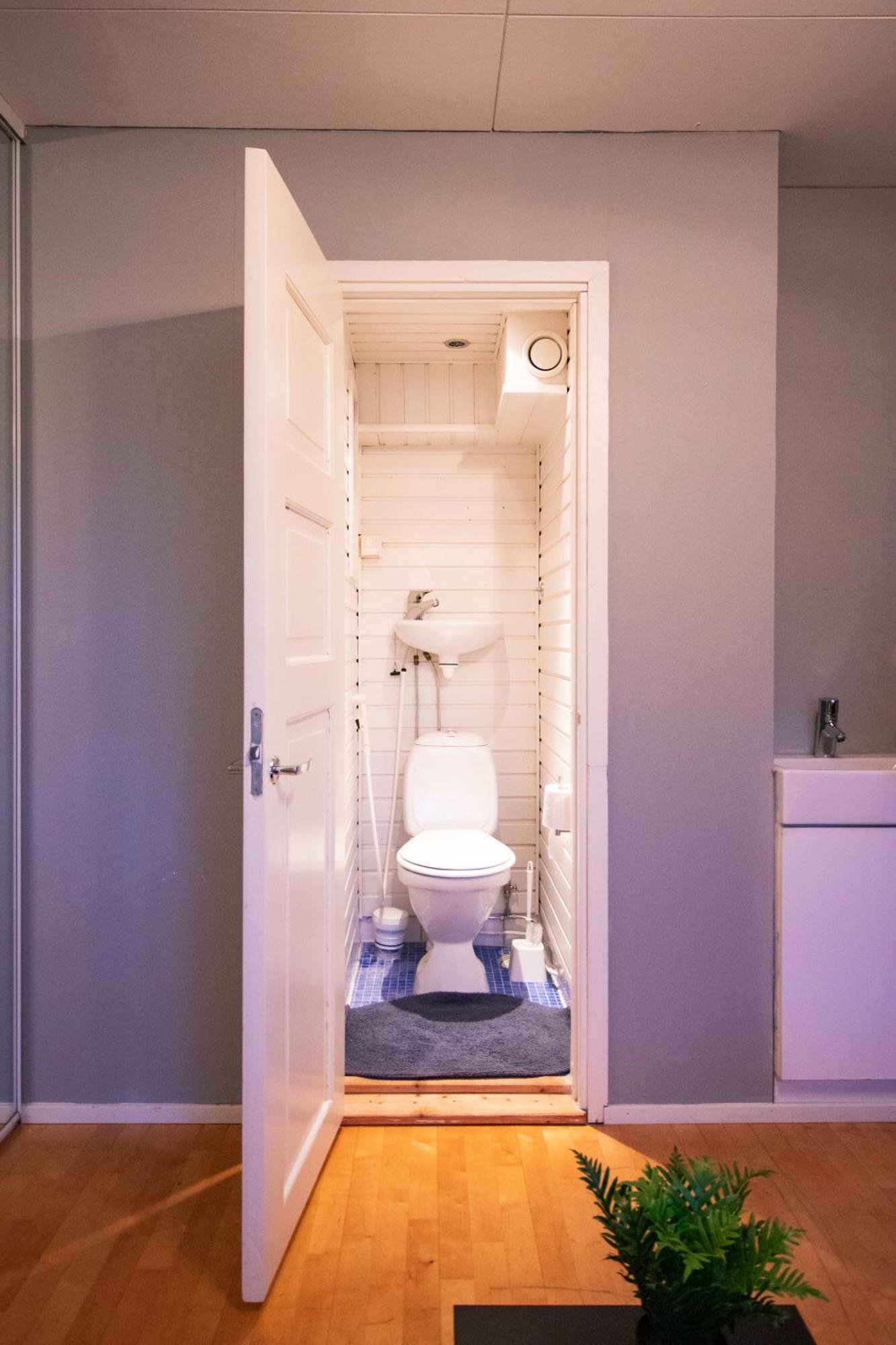 Waterfront Townhouse With Bathtub Sauna,free Parking Loma-asunnot