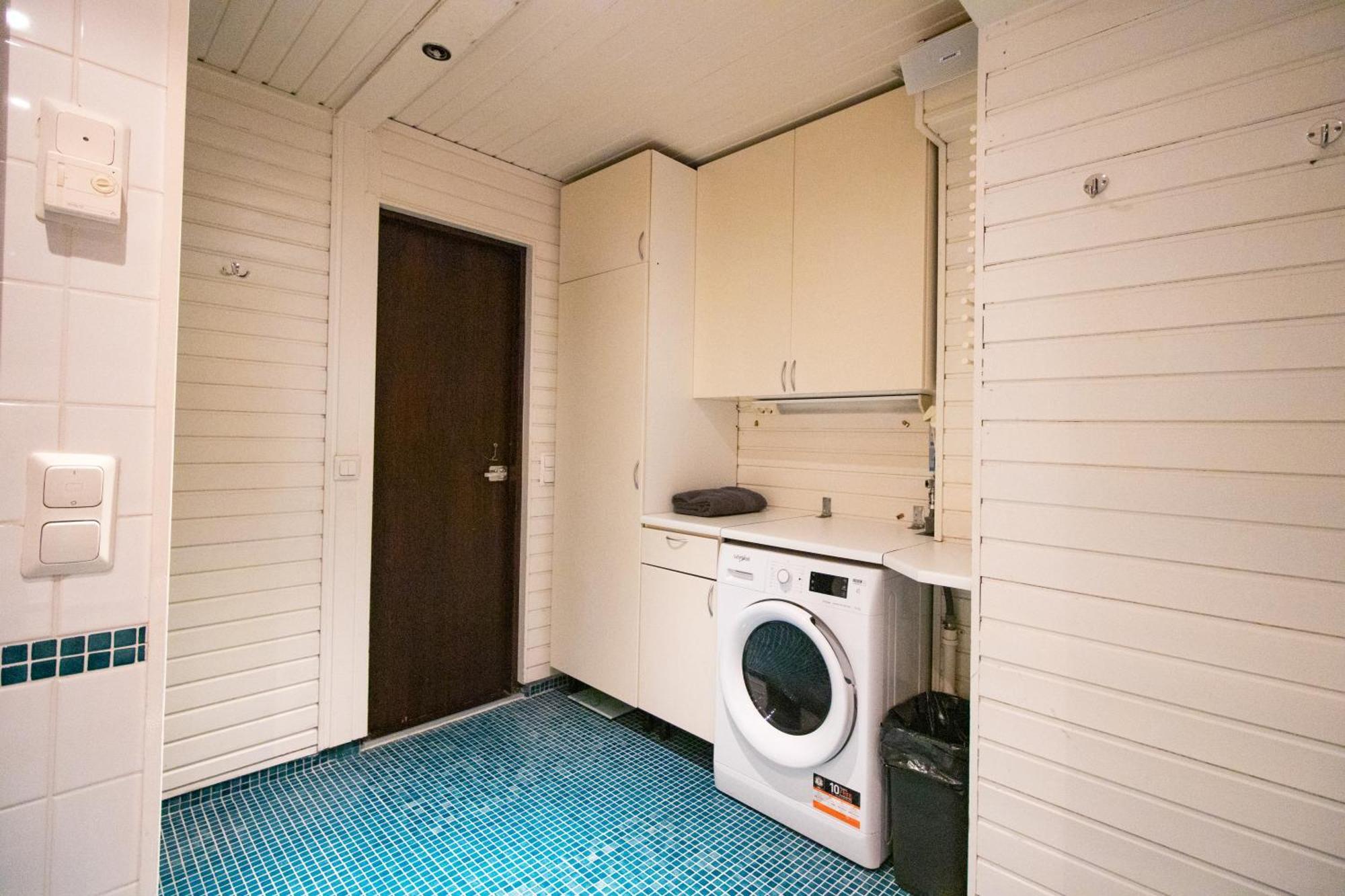 Loma-asunnot Waterfront Townhouse With Bathtub Sauna,free Parking