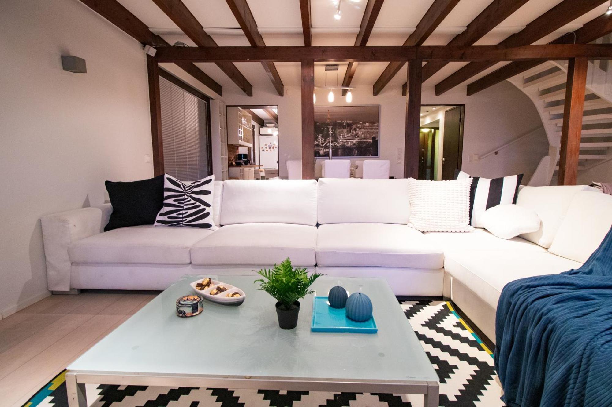 Loma-asunnot Waterfront Townhouse With Bathtub Sauna,free Parking *